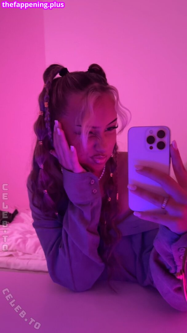 19j0yc3 Nude OnlyFans Photo #4