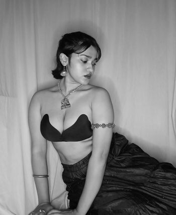 Full leaked Abhipsa karmakar private onlyfans photo