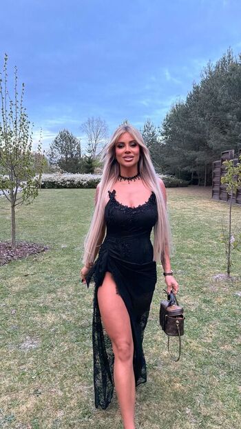 Full leaked Adrianna sledz private onlyfans photo