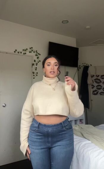 Full leaked Aiesha rai private onlyfans photo