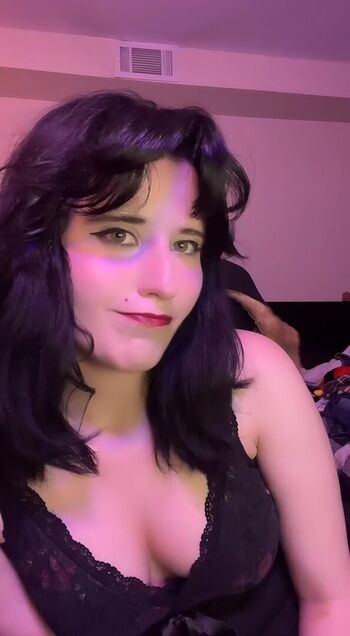 Full leaked Akutles private onlyfans photo