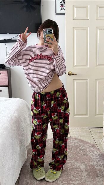 Full leaked Ale zrm private onlyfans photo