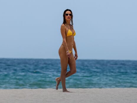 Alessandra Ambrosio