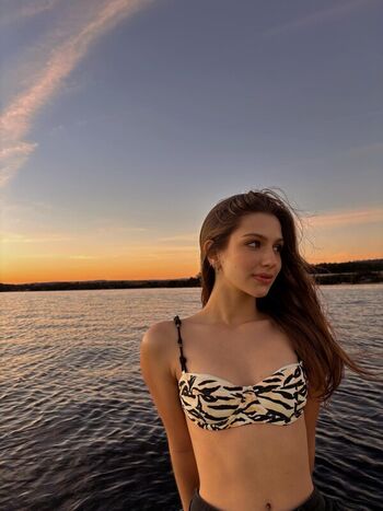 Full leaked Alice cantua ria page private onlyfans photo