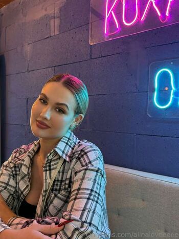 Alina Love