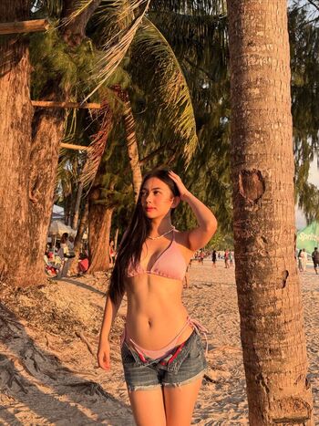 Full leaked Allysa amogues private onlyfans photo