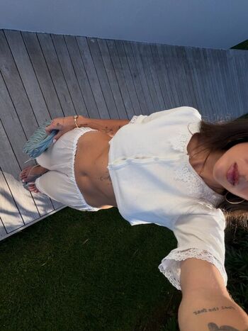Full leaked Alohalaia private onlyfans photo