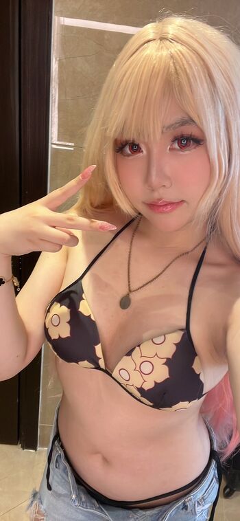 Altariaa_cos