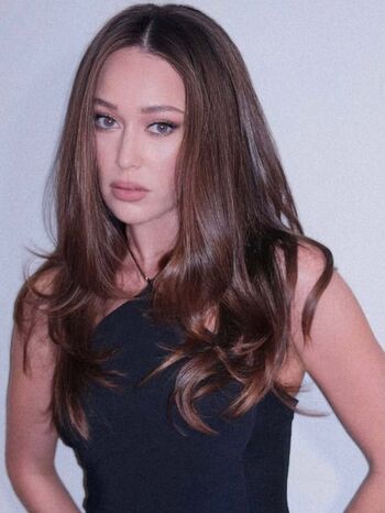 Alycia Debnam Carey