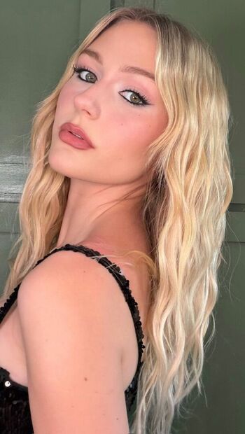 Full leaked Alyvia alyn lind private onlyfans photo