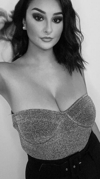 Full leaked Am hailil private onlyfans photo