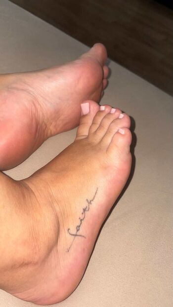 Amateur Foot Fetish Content