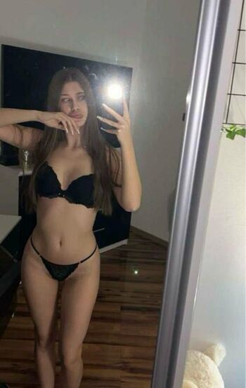 Full leaked Ameliaamena private onlyfans photo