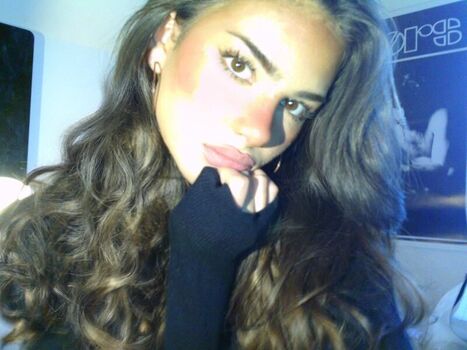 Full leaked Ameliealbrow private onlyfans photo