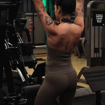 Ana Castela