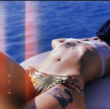 Angela Rhodes