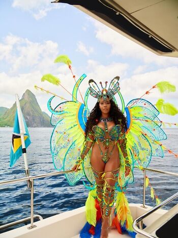 Angela Simmons