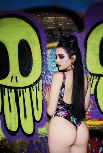 Angelica Rose