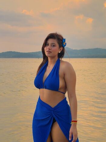 Full leaked Anjali arora private onlyfans photo