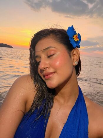 Full leaked Anjali arora private onlyfans photo