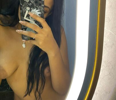 Anleny frias