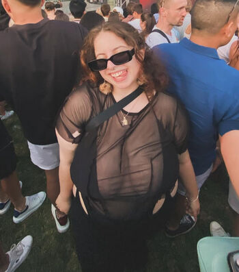 Annabelle R