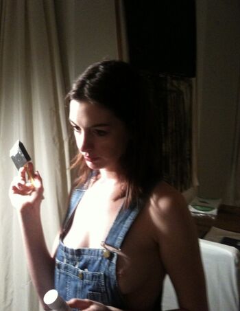 Anne Hathaway