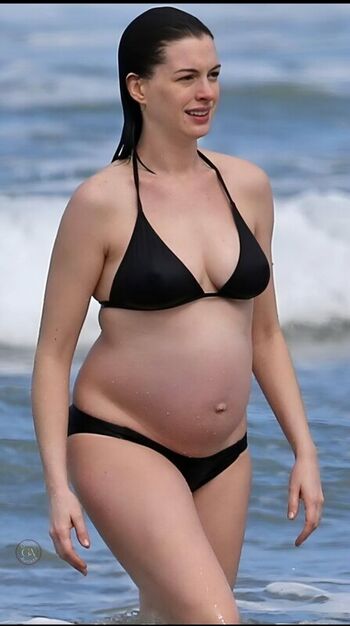 Anne Hathaway