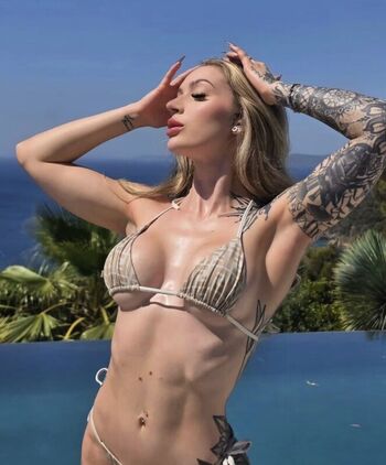 Full leaked Annieaesthetic private onlyfans photo