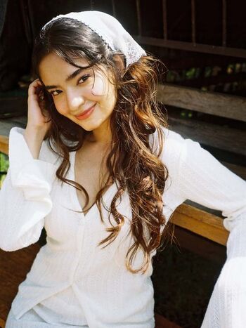 Anushka Sen