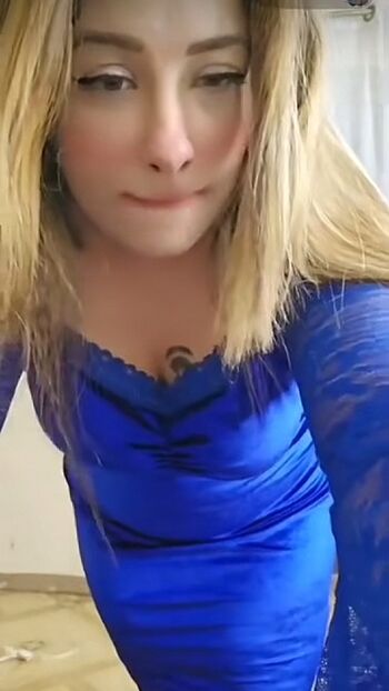 Arab Camgirl