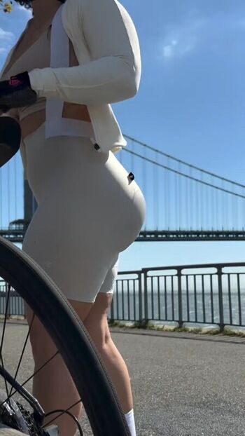Full leaked Arita kuka page private onlyfans photo