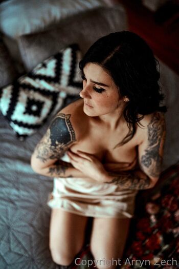 Arryn Zech