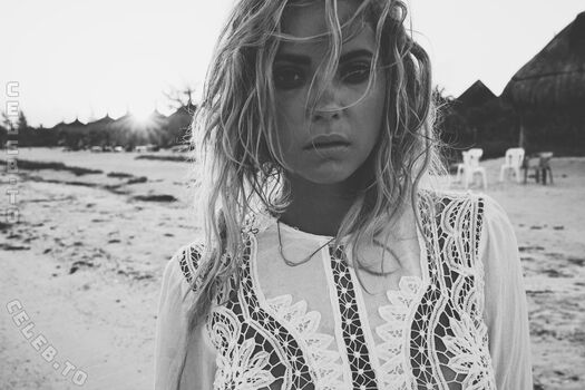 Ashley Benson