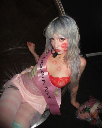 Full leaked Ashnikko private onlyfans photo