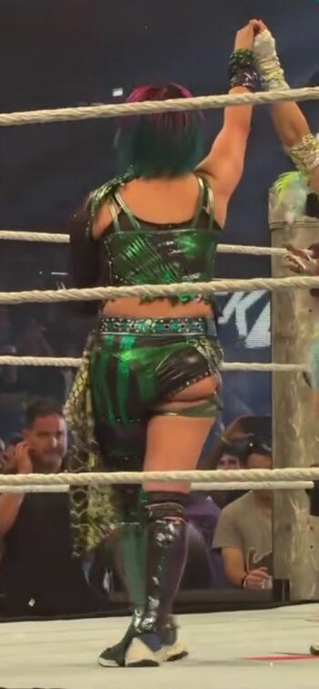 Asuka WWE