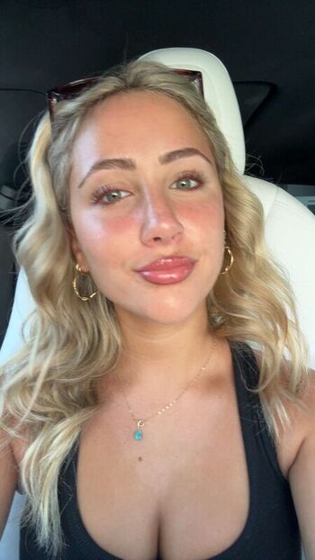 Ava Kolker