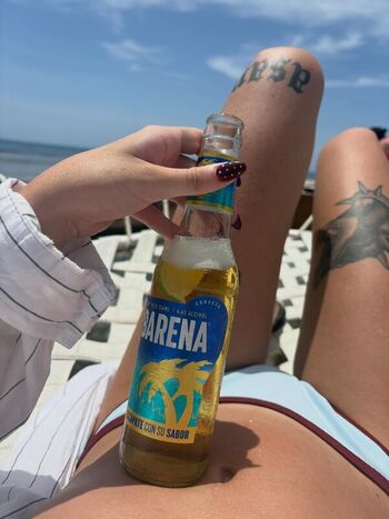 Full leaked Avery shipp page private onlyfans photo