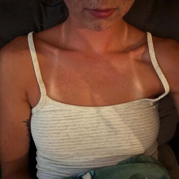 Full leaked Avery shipp private onlyfans photo