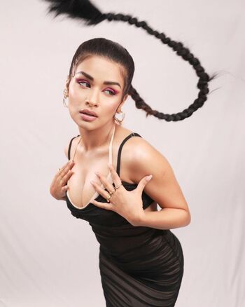 Full leaked Avneet kaur private onlyfans photo