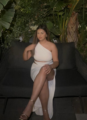 Full leaked Avneet kaur private onlyfans photo