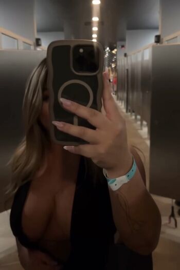 Full leaked Aysia phan private onlyfans photo