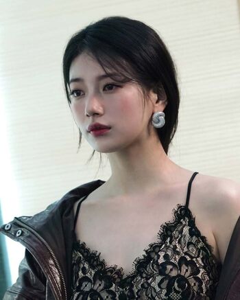 Full leaked Bae suzy page private onlyfans photo
