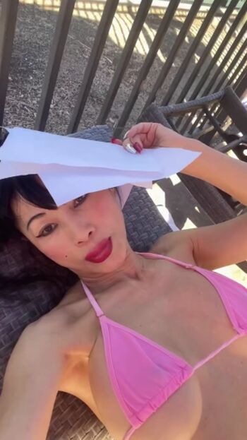 Bai Ling