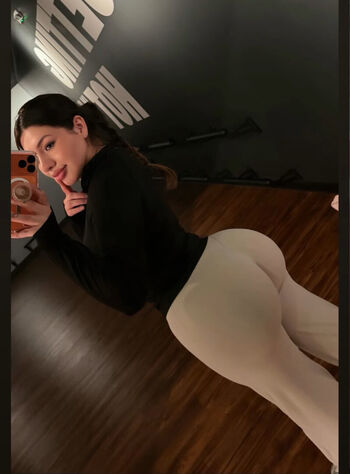 Full leaked Barbiealiynn private onlyfans photo