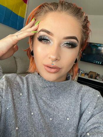 Full leaked Bellecurves private onlyfans photo