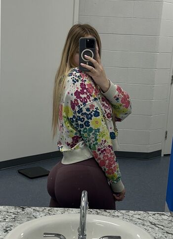 Full leaked Bethanyyxoxo private onlyfans photo