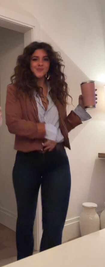 Bianca Cantando
