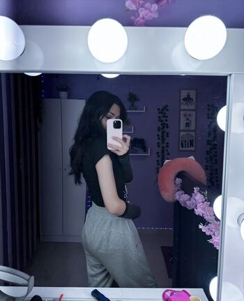 Full leaked Blakelyvampp private onlyfans photo
