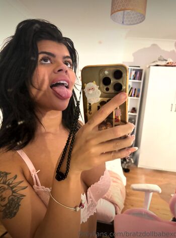 Full leaked Bratzdollbabexo private onlyfans photo
